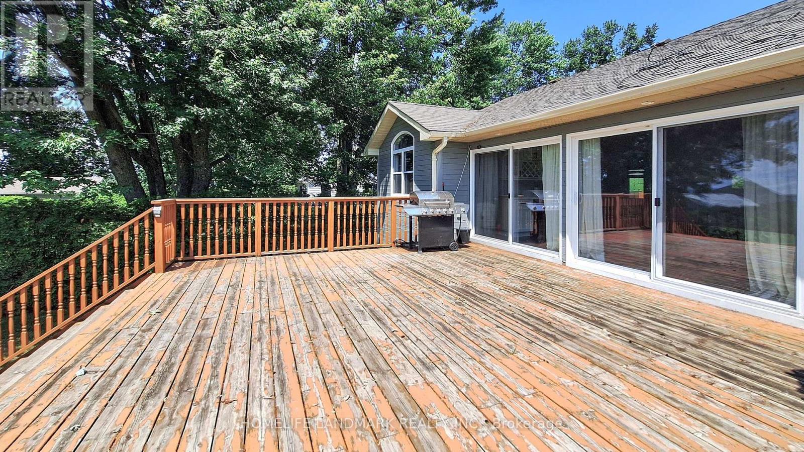 Photo 30 of 1662 Lakeshore Drive, Ramara ON