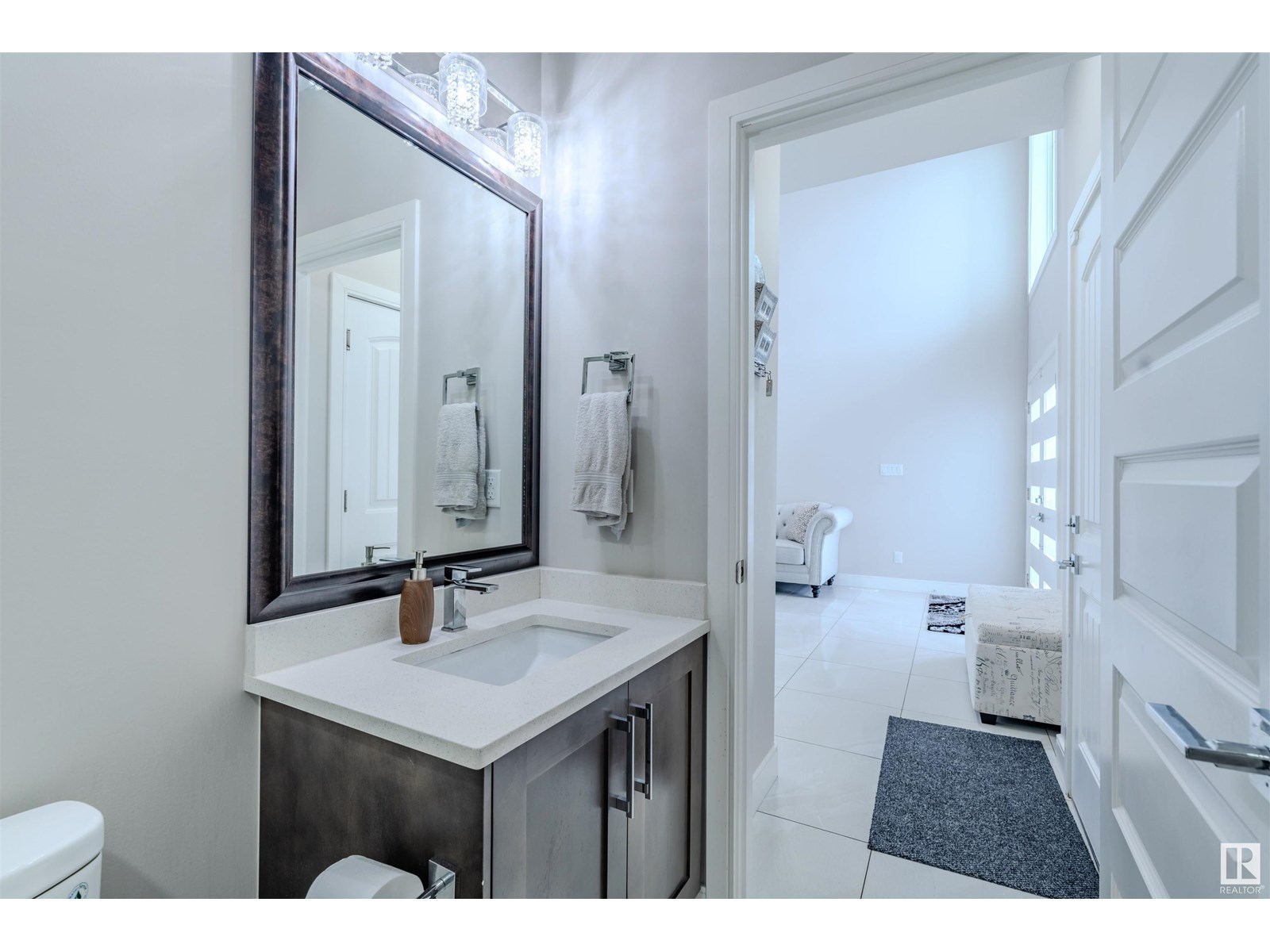 Photo 10 of 1492 25 Street Nw, Edmonton AB