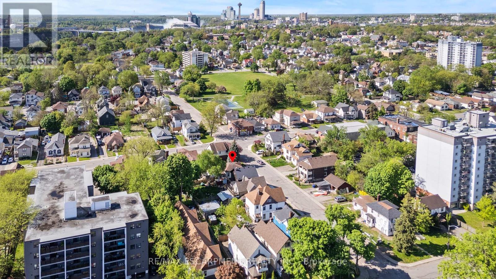 Photo 20 of 4774 Saint Clair Avenue, Niagara Falls ON