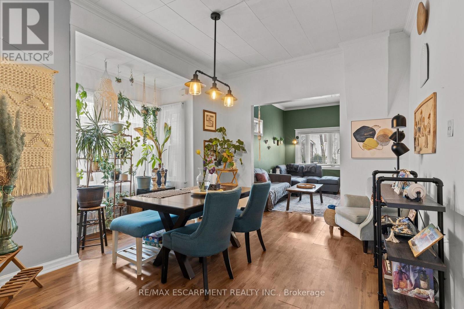 Photo 21 of 4774 Saint Clair Avenue, Niagara Falls ON