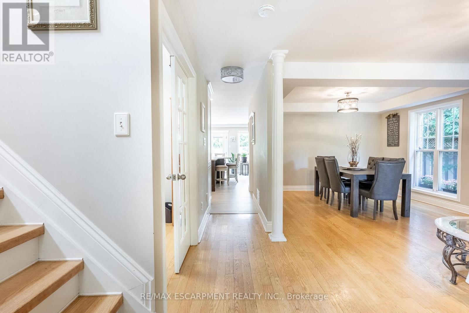 Photo 12 of 40 Premier Road, Hamilton ON