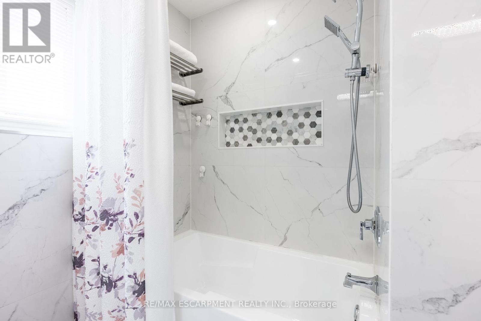 Photo 40 of 40 Premier Road, Hamilton ON