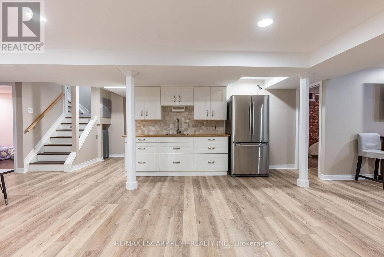 Photo 42 of 40 Premier Road, Hamilton ON