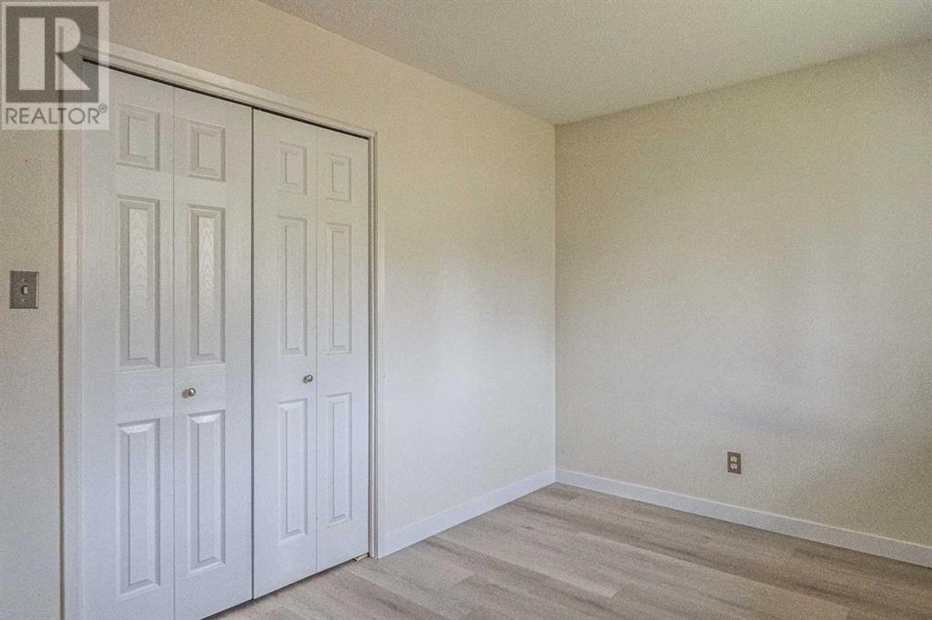Multi-family House Bi-level for Sale in  Tavender Road NW Thorncliffe Calgary 