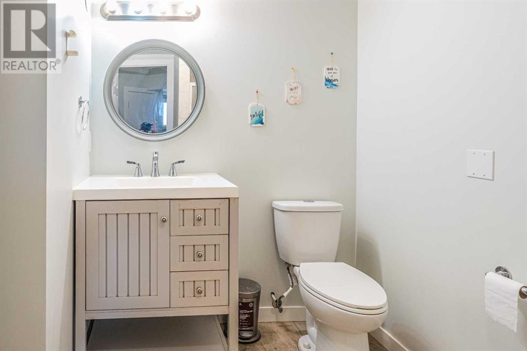 Multi-family House Bi-level for Sale in  Tavender Road NW Thorncliffe Calgary 