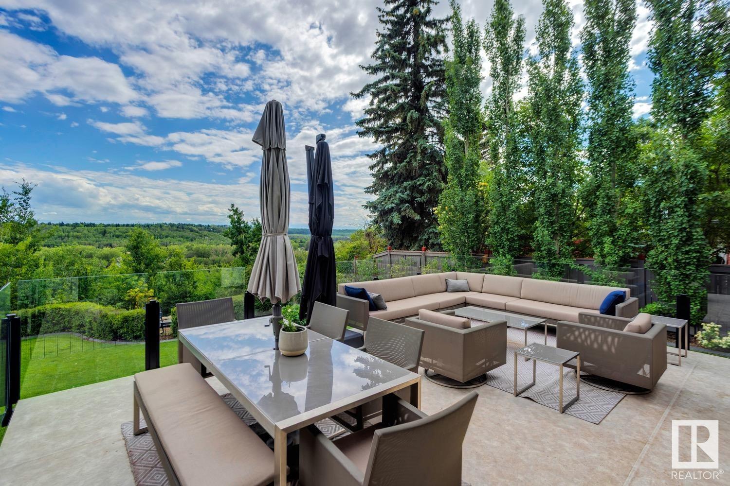 Photo 18 of 15309 Rio Terrace Dr Nw, Edmonton AB