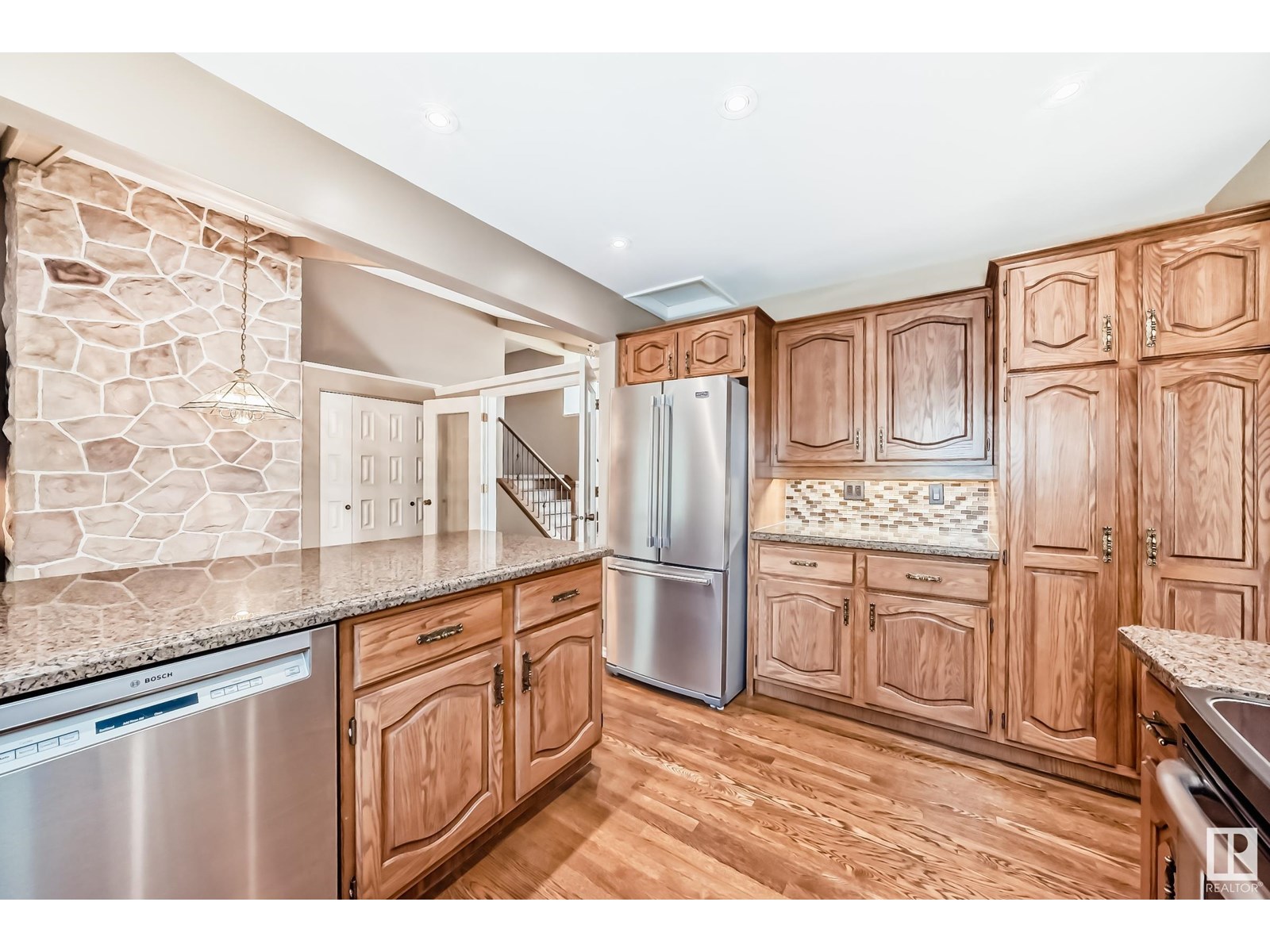 Photo 63 of 114 Fairway Dr Nw, Edmonton AB