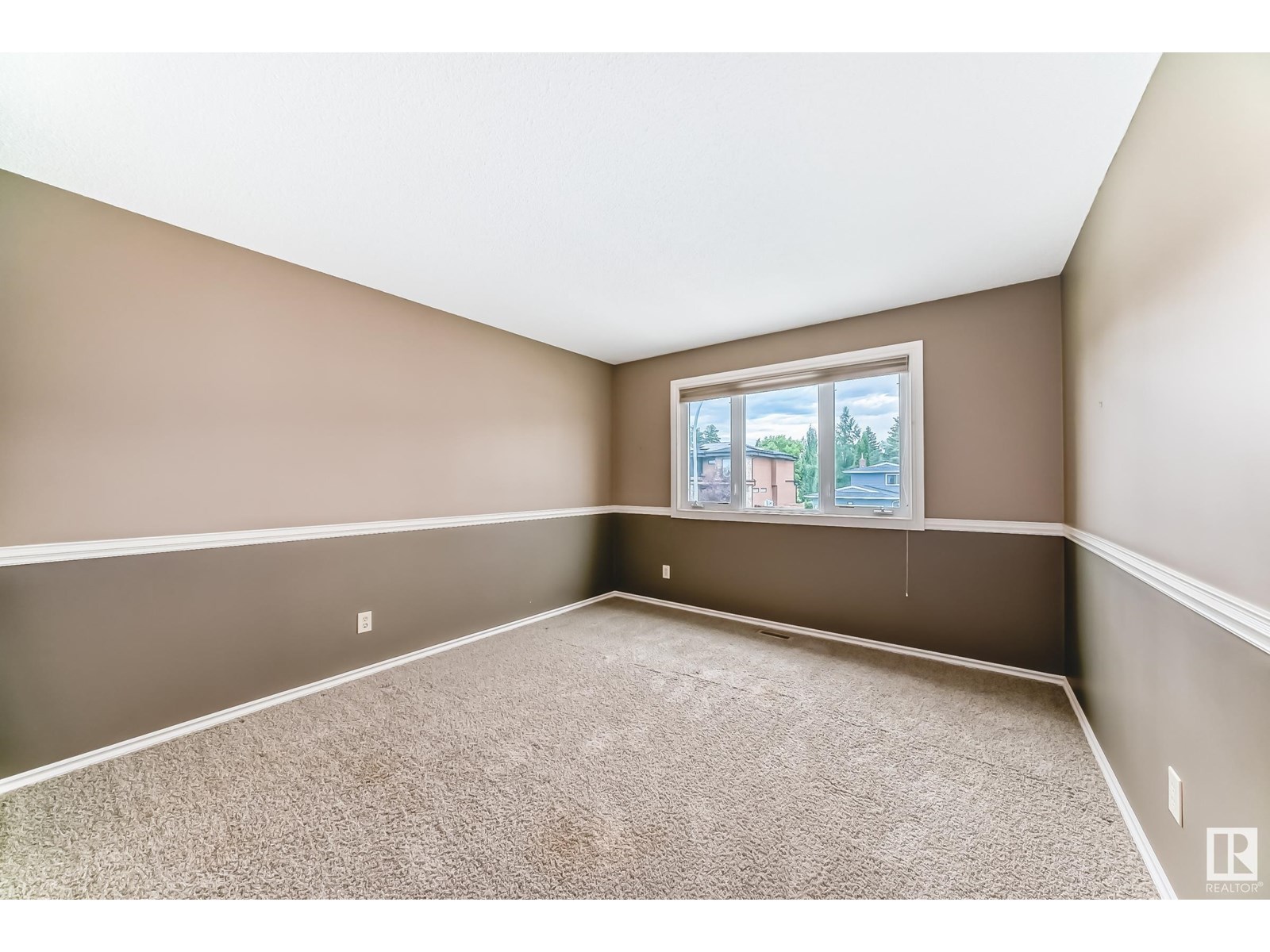 Photo 66 of 114 Fairway Dr Nw, Edmonton AB