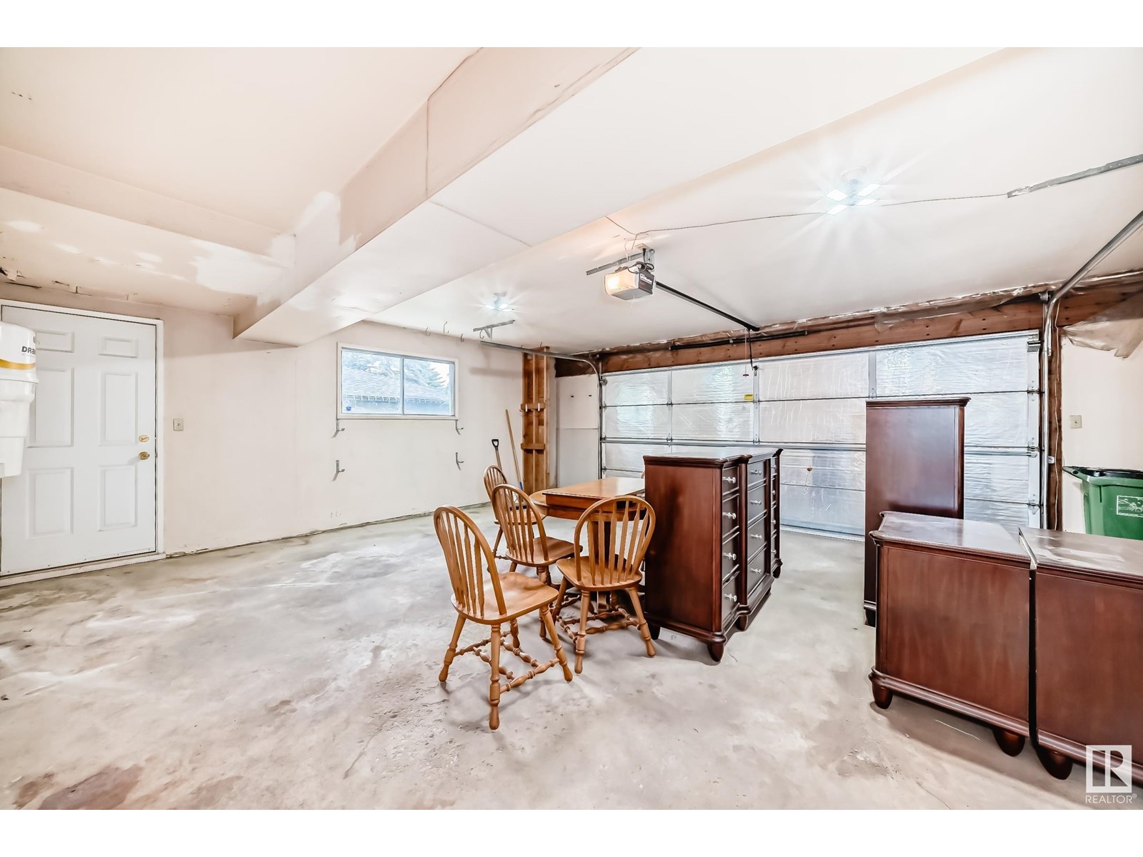 Photo 41 of 114 Fairway Dr Nw, Edmonton AB