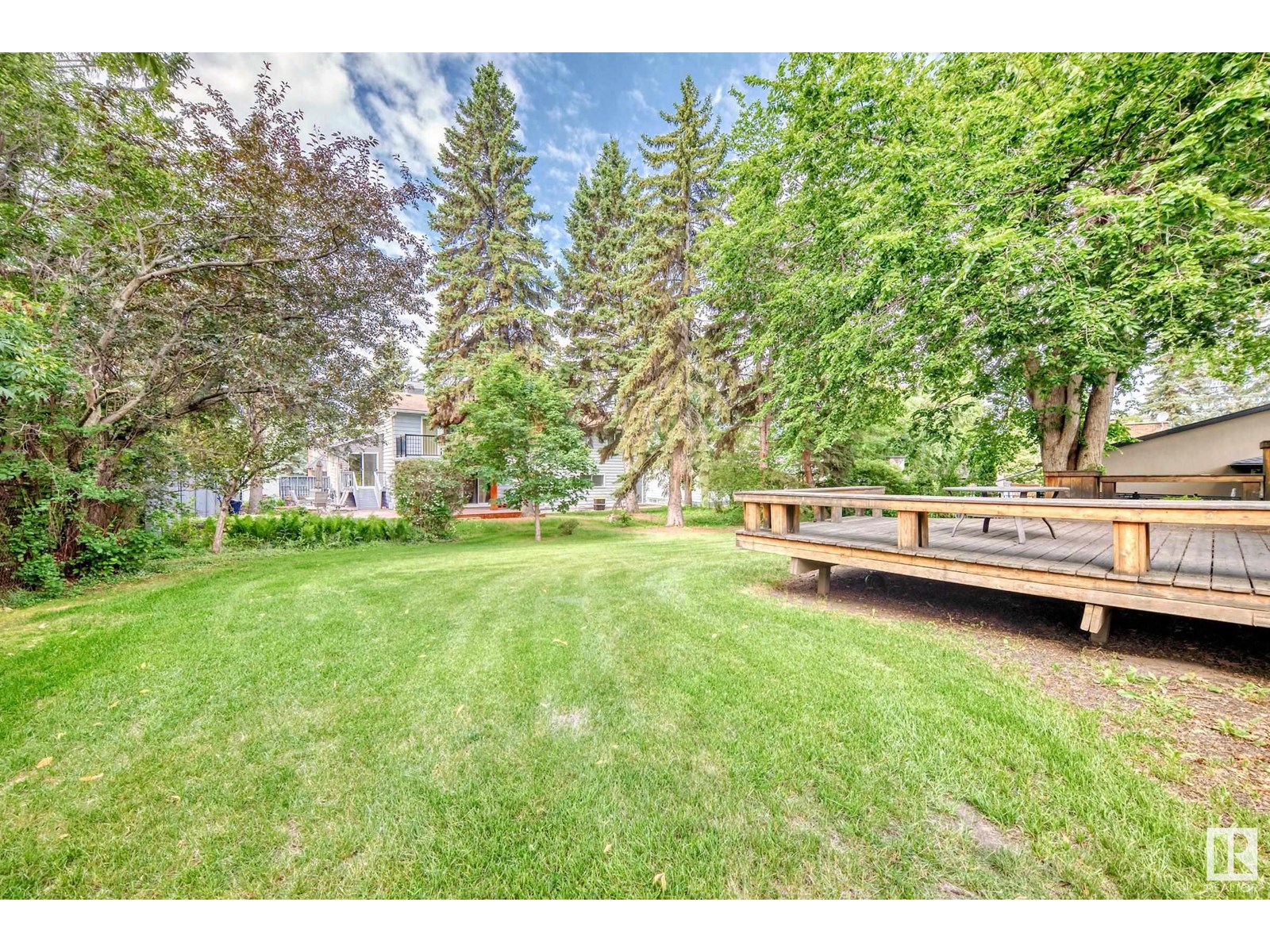 Photo 58 of 114 Fairway Dr Nw, Edmonton AB