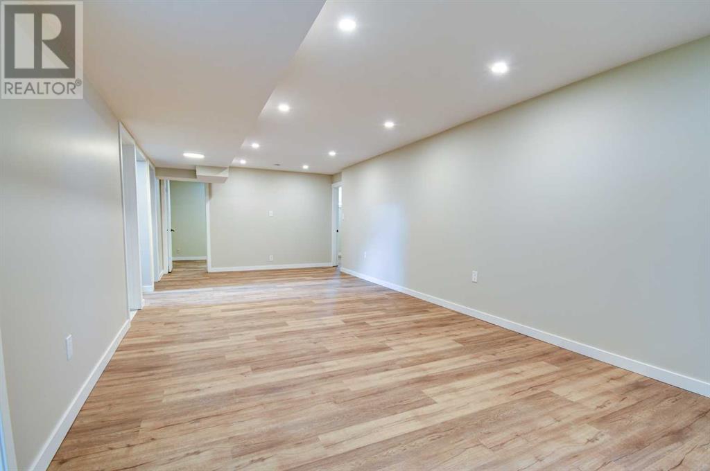 Single Family House Bungalow for Sale in   Street Mountview Red Deer 