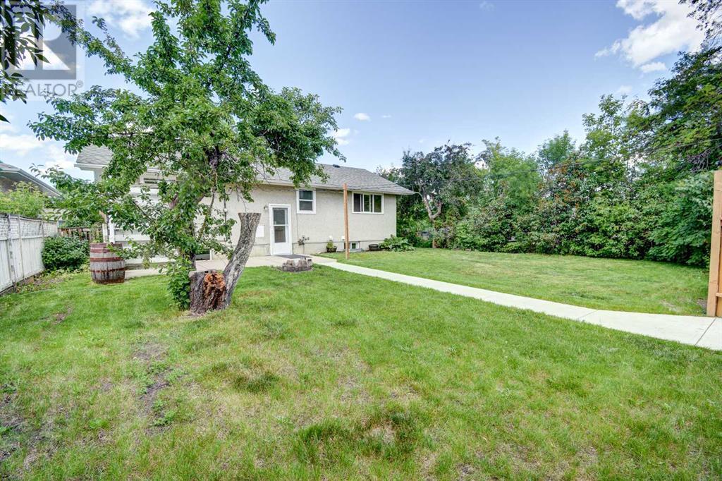 Single Family House Bungalow for Sale in   Street Mountview Red Deer 