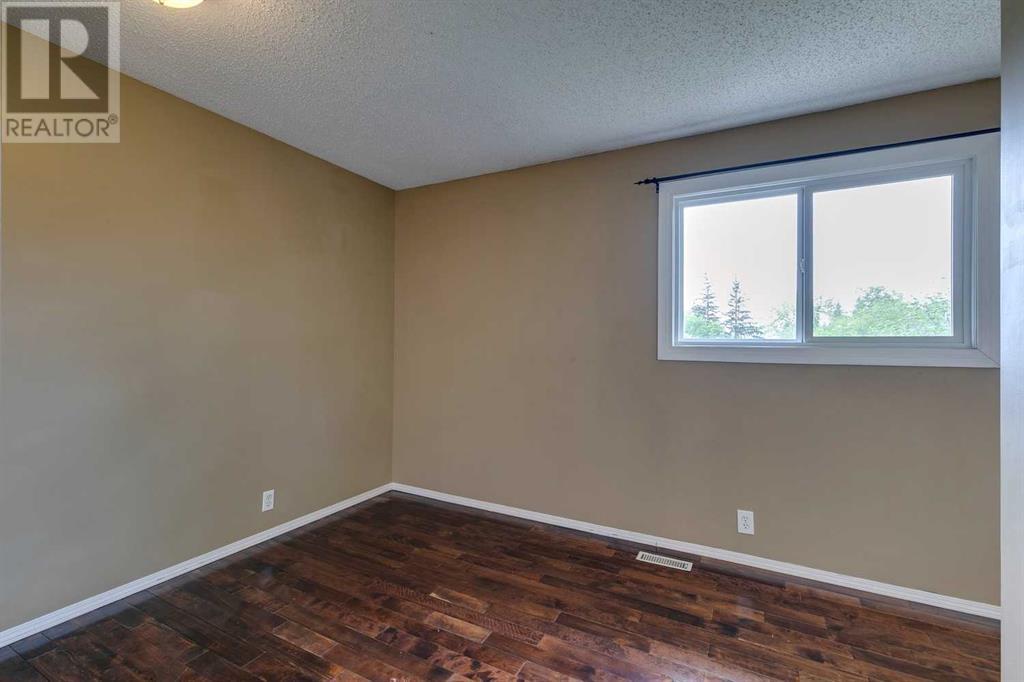 Single Family House for Sale in   Shawnessy Drive SW Shawnessy Calgary 