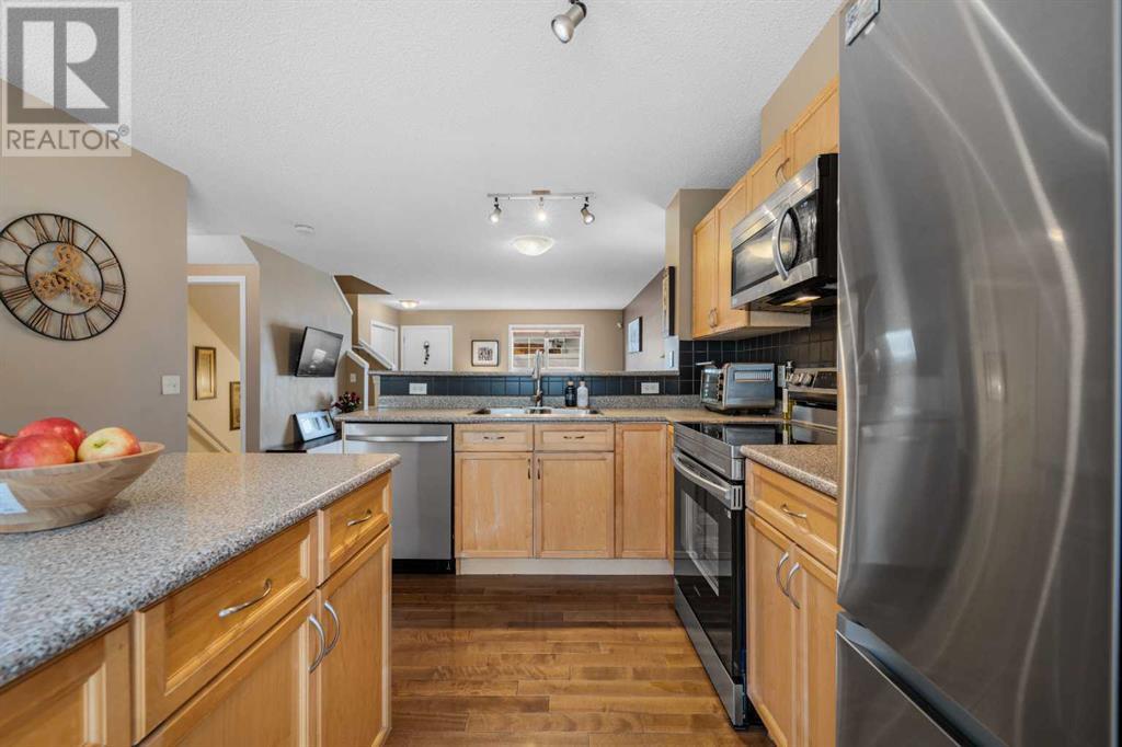 Single Family House for Sale in  Toscana Gardens NW Tuscany Calgary 