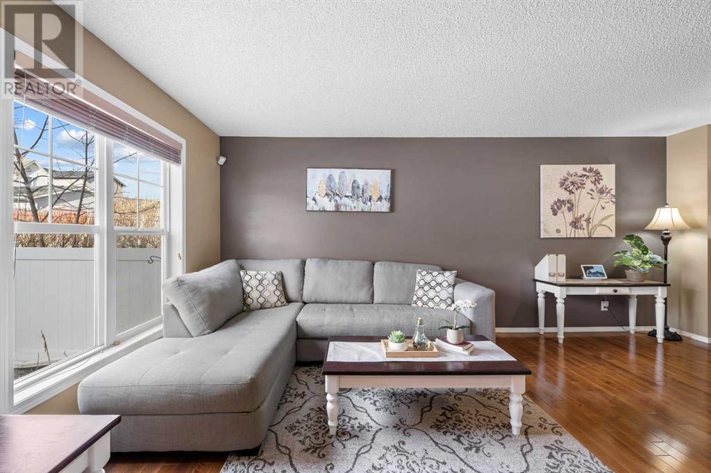 Single Family House for Sale in  Toscana Gardens NW Tuscany Calgary 