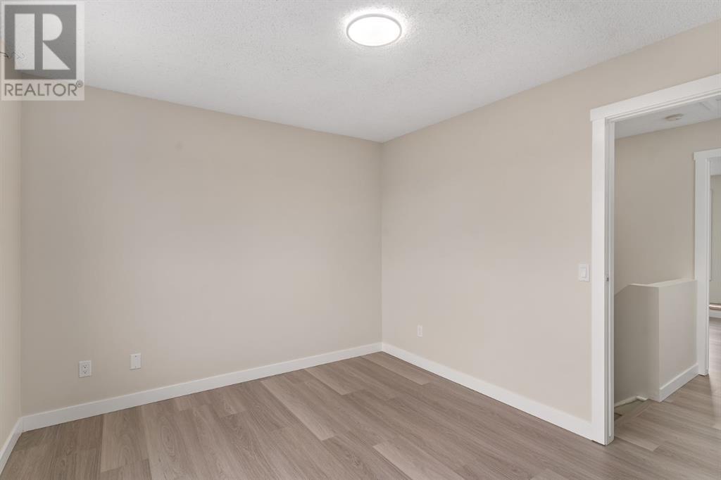 Single Family House for Sale in  Whitworth Way NE Whitehorn Calgary 