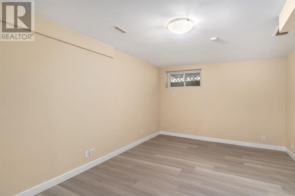 Single Family House for Sale in  Whitworth Way NE Whitehorn Calgary 