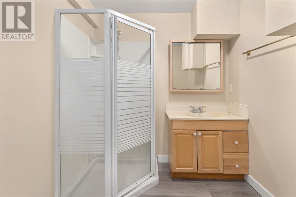 Single Family House for Sale in  Whitworth Way NE Whitehorn Calgary 