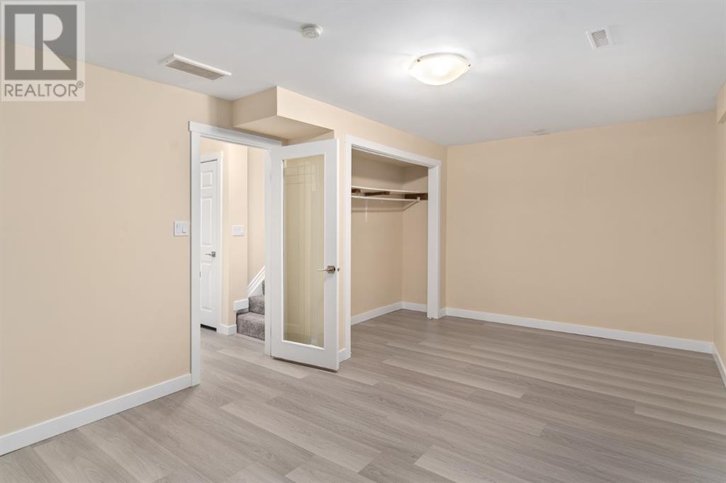 Single Family House for Sale in  Whitworth Way NE Whitehorn Calgary 