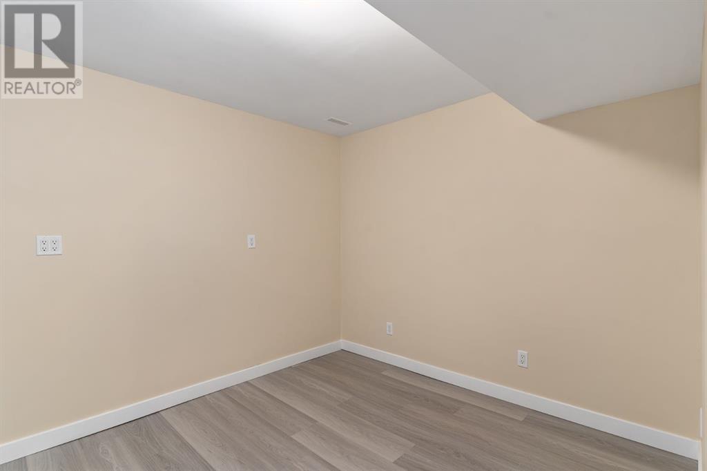Single Family House for Sale in  Whitworth Way NE Whitehorn Calgary 