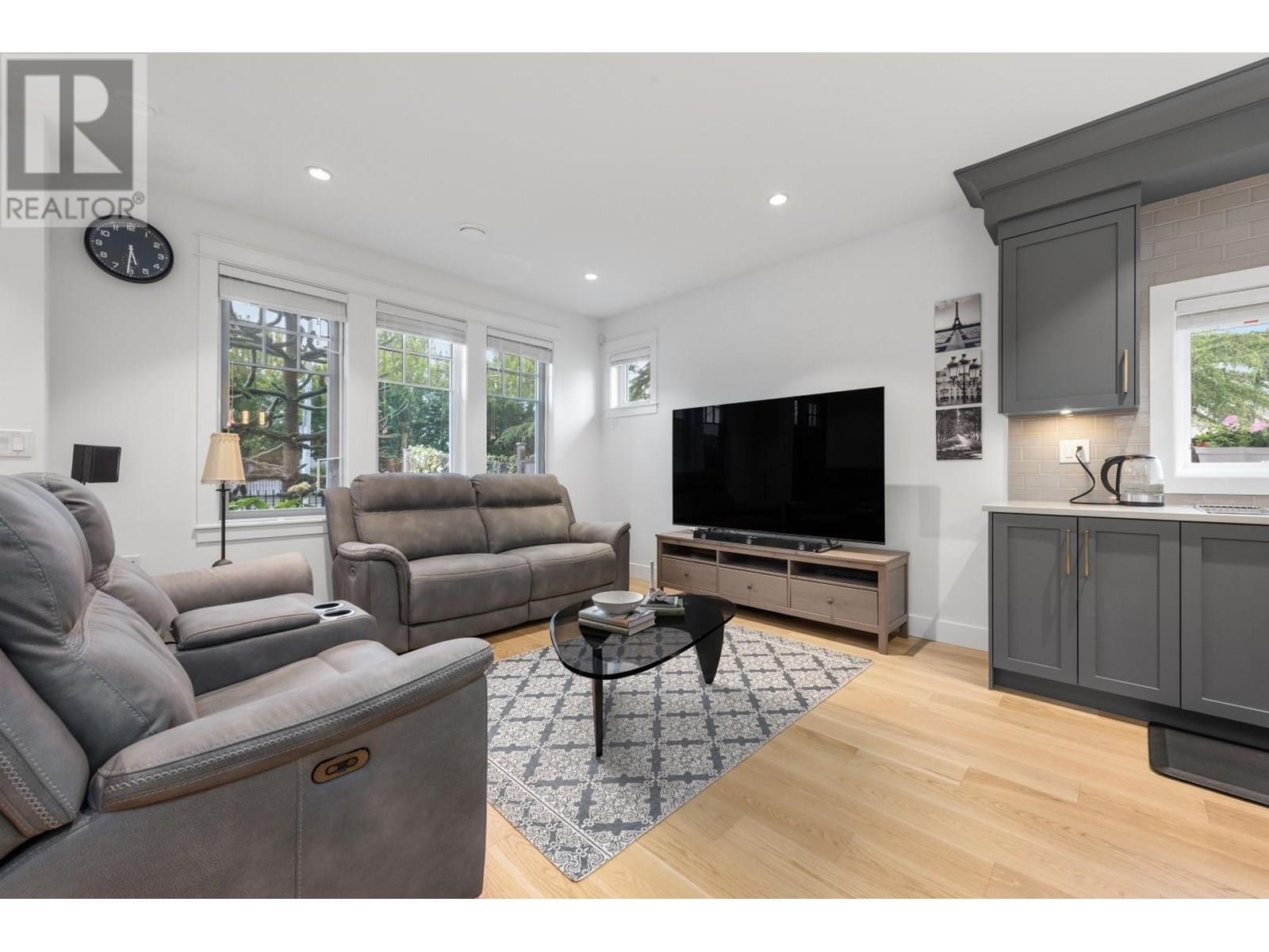 Photo 11 of 5702 Williams Road, Richmond BC