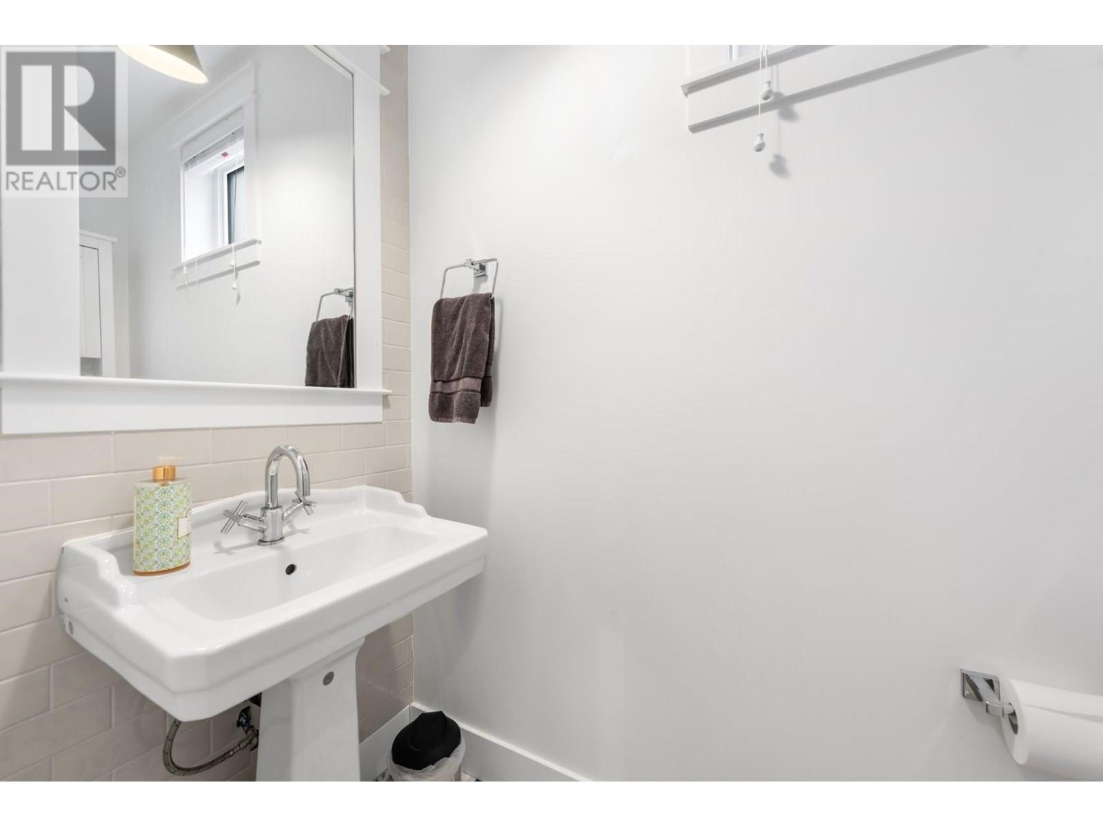 Photo 1 of 5702 Williams Road, Richmond BC