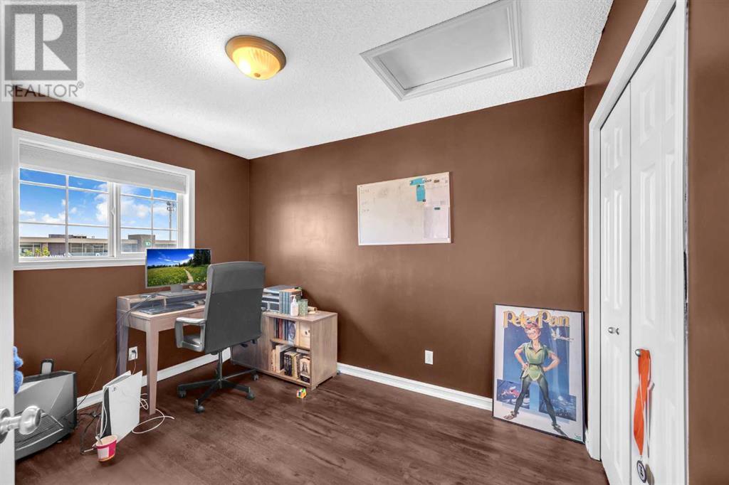 Single Family House for Sale in  Royal Birch Mount NW Royal Oak Calgary 