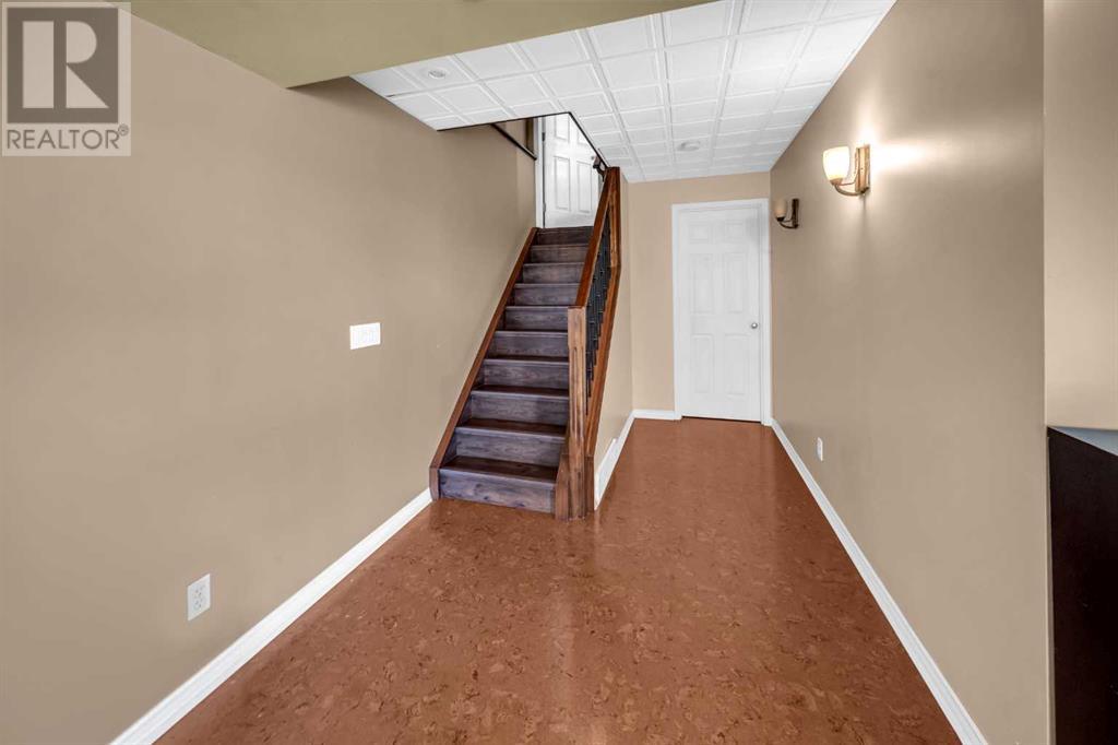 Single Family House for Sale in  Royal Birch Mount NW Royal Oak Calgary 