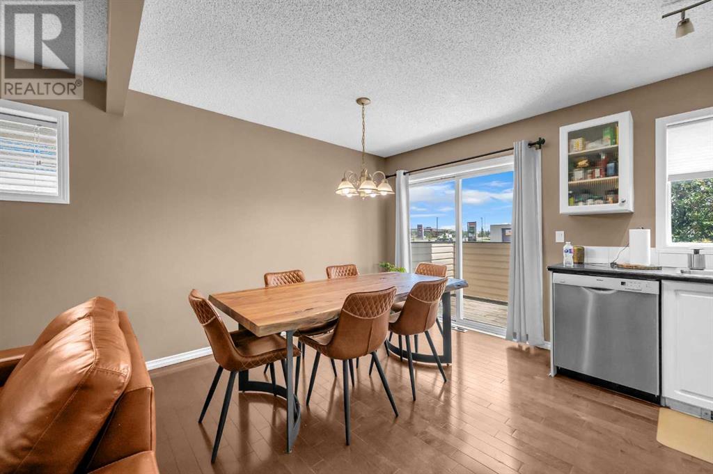 Single Family House for Sale in  Royal Birch Mount NW Royal Oak Calgary 