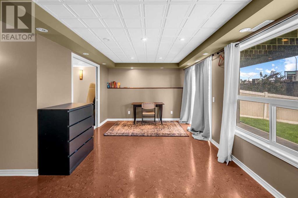 Single Family House for Sale in  Royal Birch Mount NW Royal Oak Calgary 