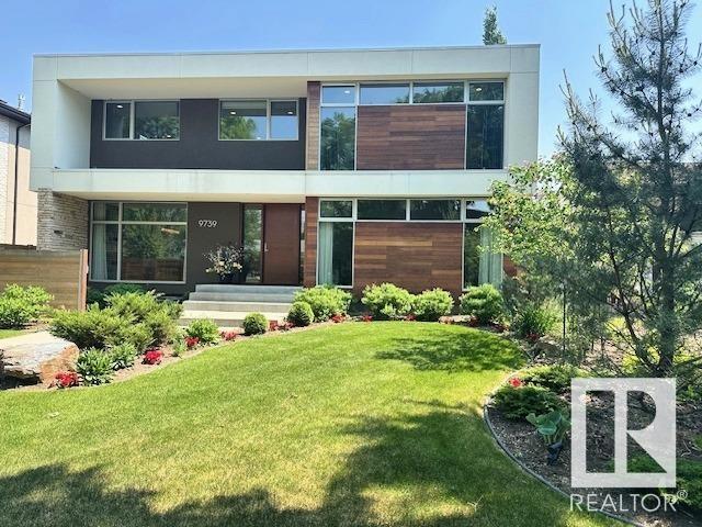 Photo 3 of 9739 145 St Nw, Edmonton AB