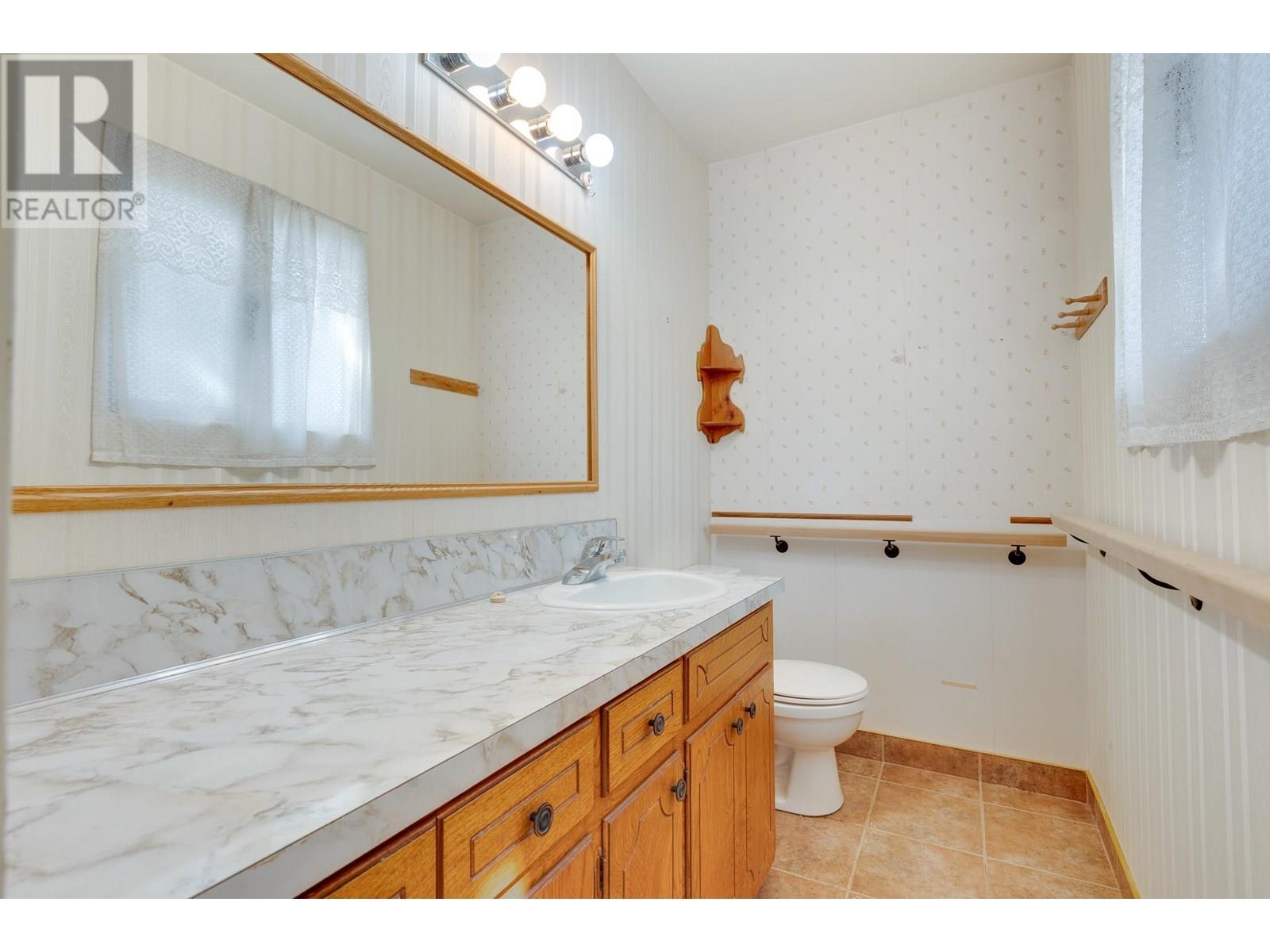 Photo 17 of 2929 2943 16 Highway, Prince George BC