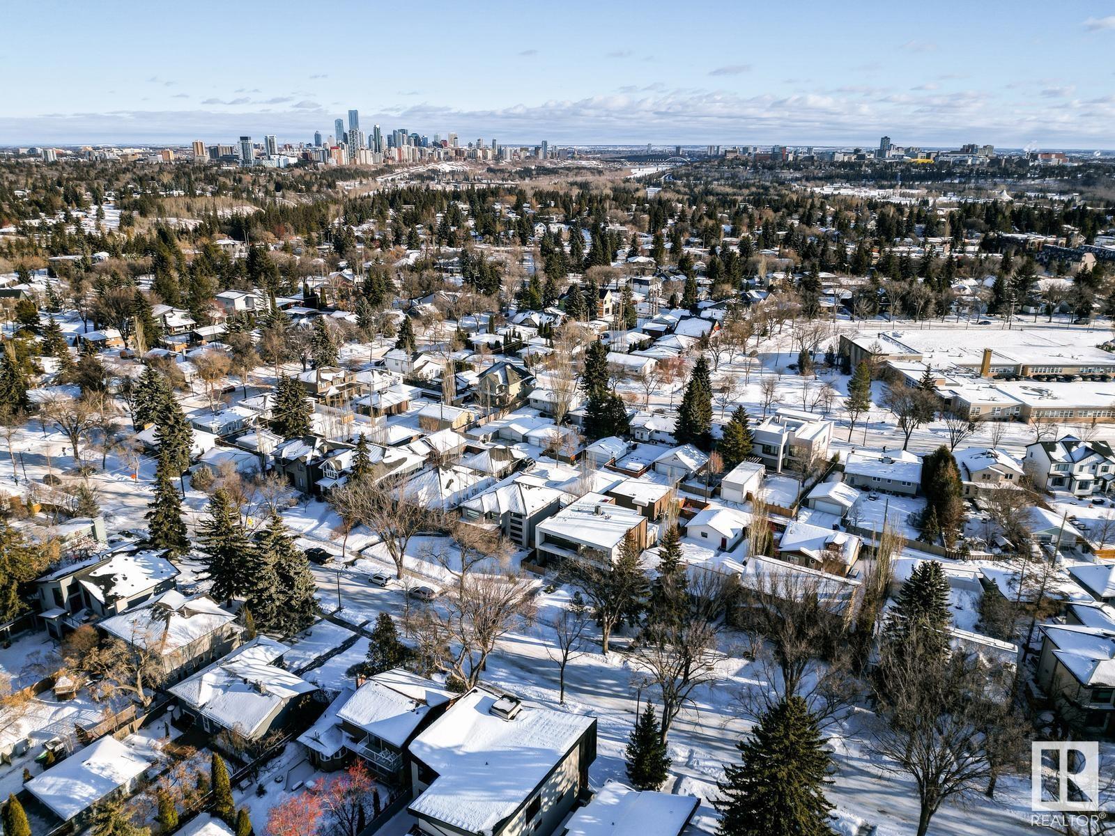 Photo 71 of 9739 145 St Nw, Edmonton AB