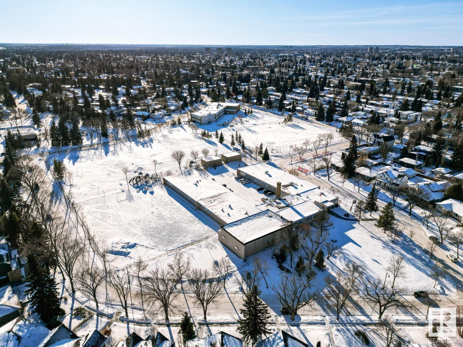 Photo 70 of 9739 145 St Nw, Edmonton AB