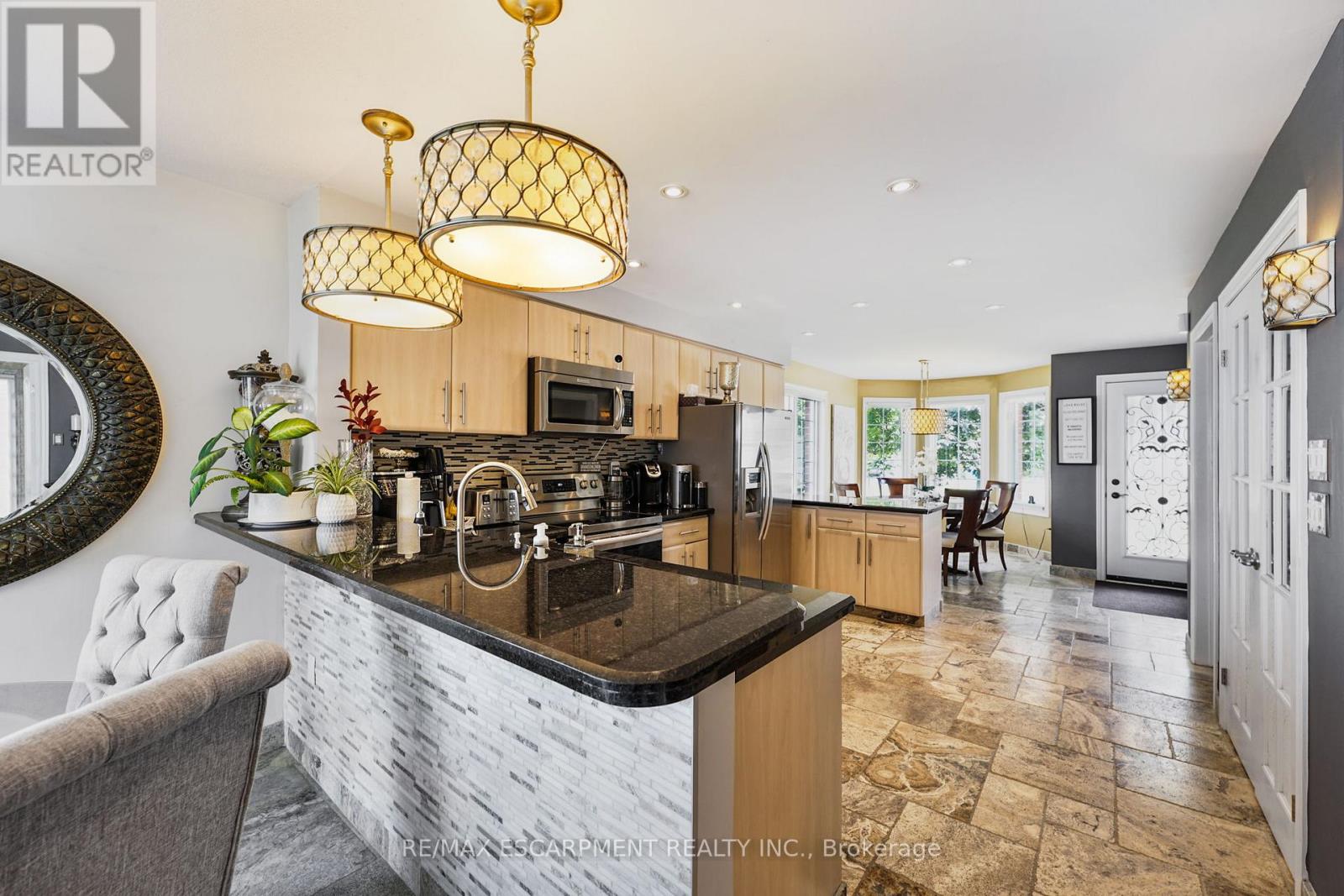 Photo 21 of 491 493 Dewitt Road, Hamilton ON