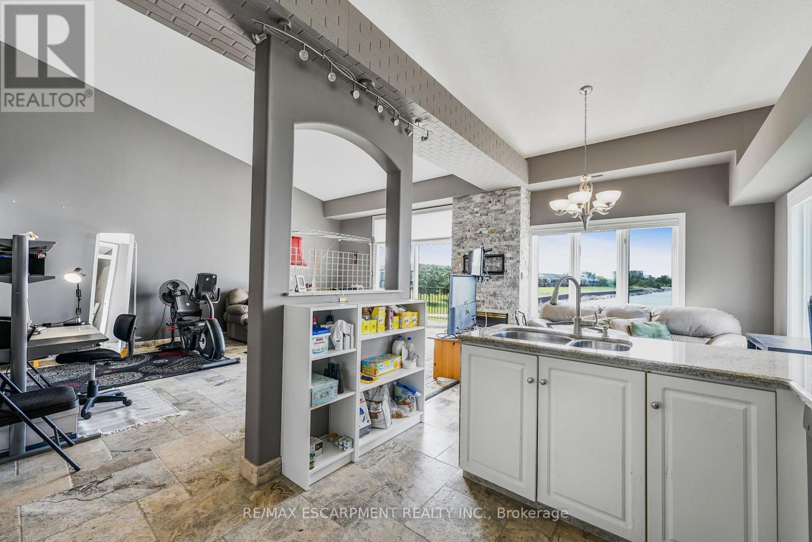 Photo 33 of 491 493 Dewitt Road, Hamilton ON