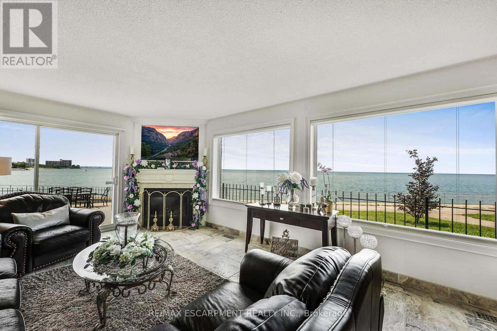 Photo 10 of 491 493 Dewitt Road, Hamilton ON