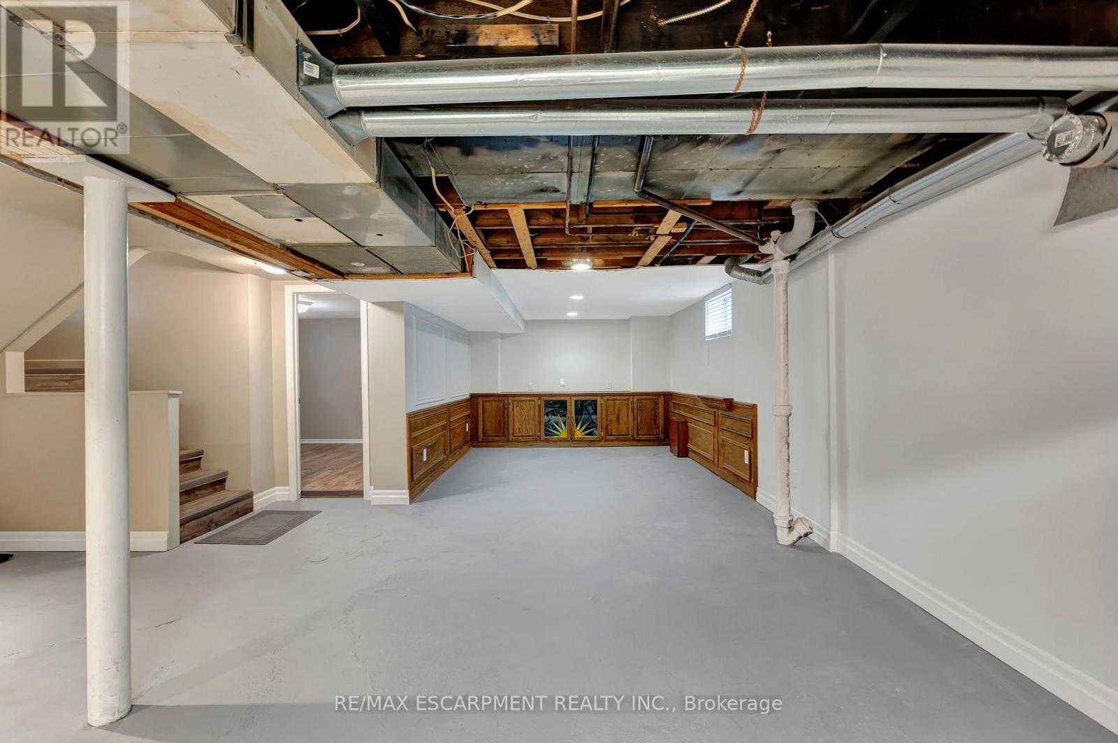 Photo 19 of 131 East 42nd Street, Hamilton ON