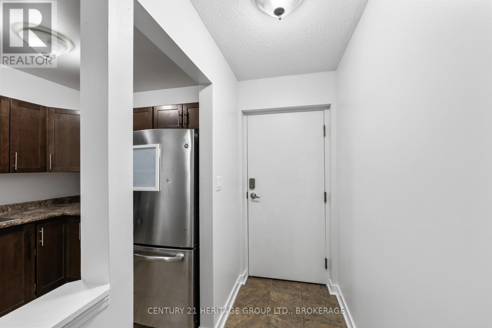 Photo 25 of 107 310 Kingsdale Avenue, Kingston ON