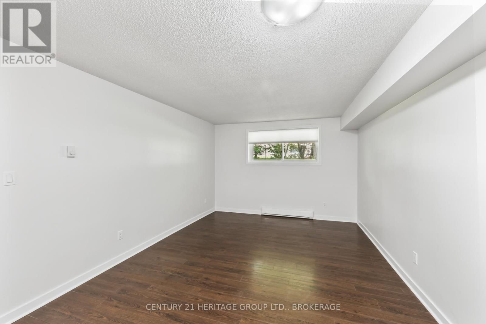 Photo 16 of 107 310 Kingsdale Avenue, Kingston ON