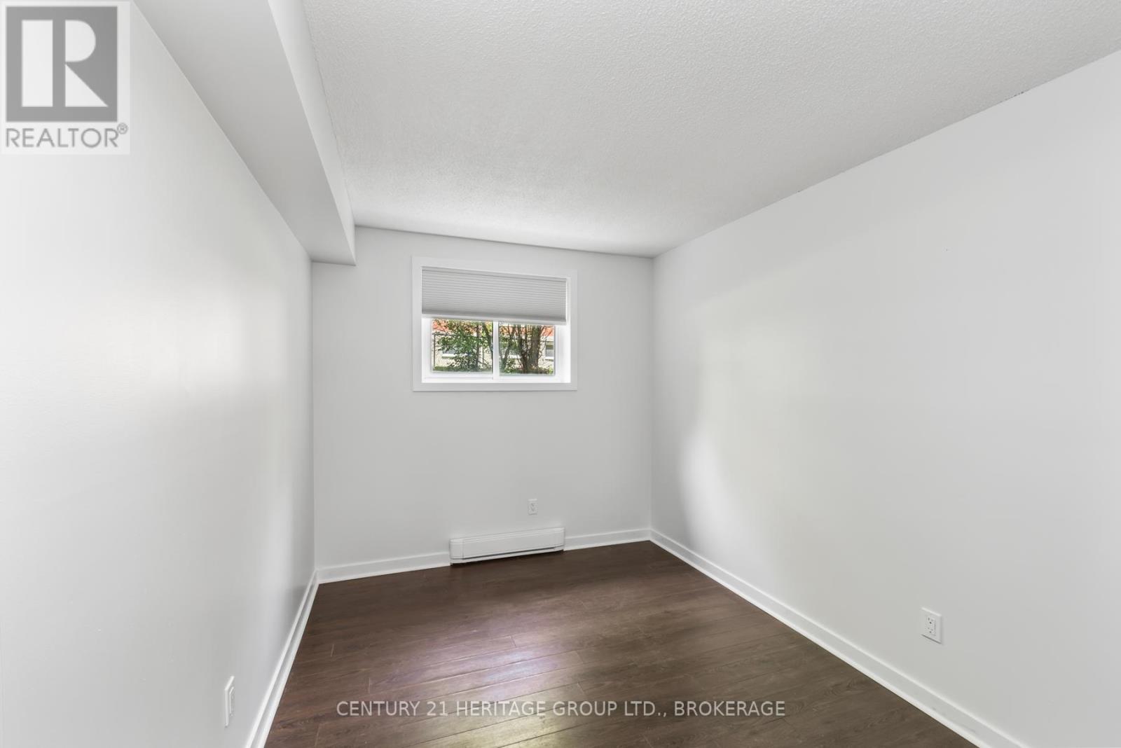 Photo 20 of 107 310 Kingsdale Avenue, Kingston ON