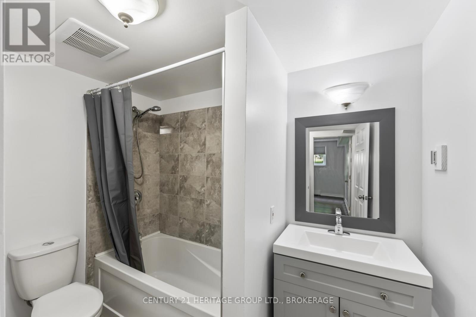Photo 21 of 107 310 Kingsdale Avenue, Kingston ON