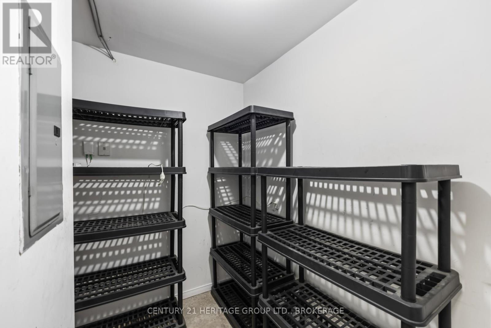 Photo 8 of 107 310 Kingsdale Avenue, Kingston ON