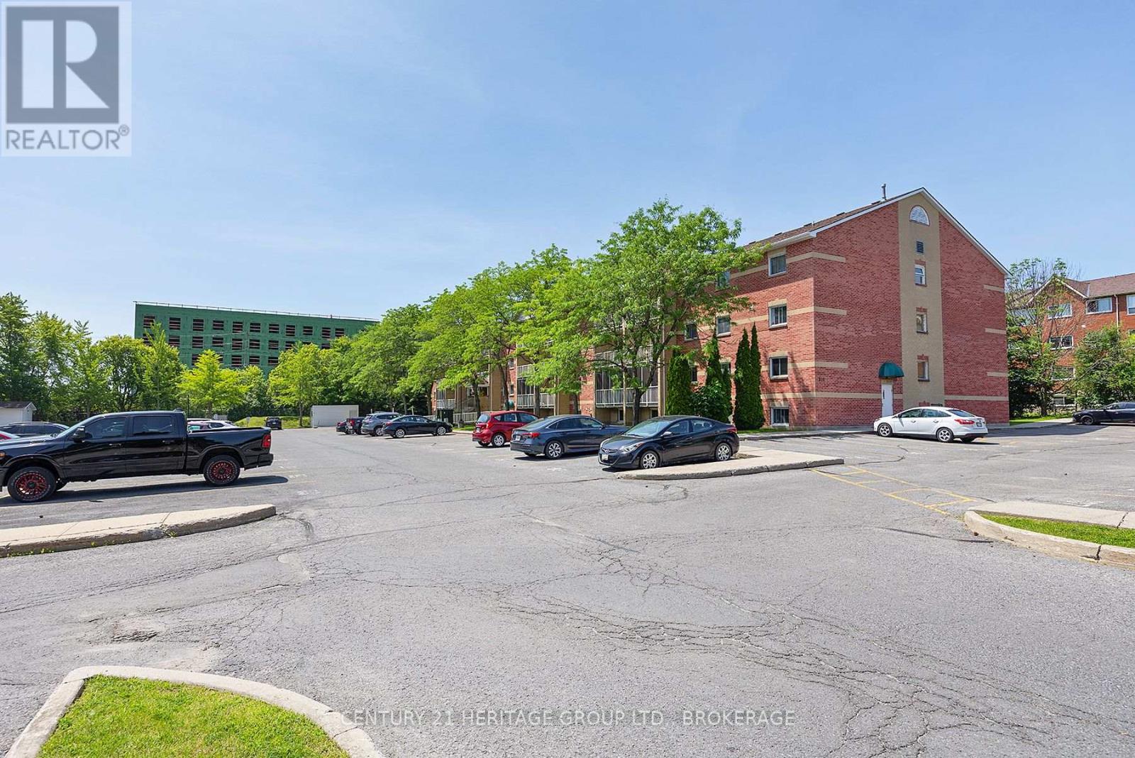 Photo 18 of 107 310 Kingsdale Avenue, Kingston ON