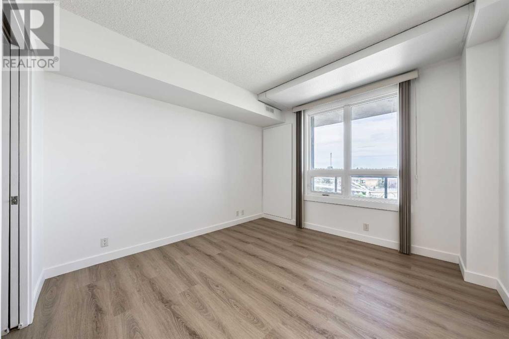 Single Family House for Sale in   Horton Road SW Haysboro Calgary 