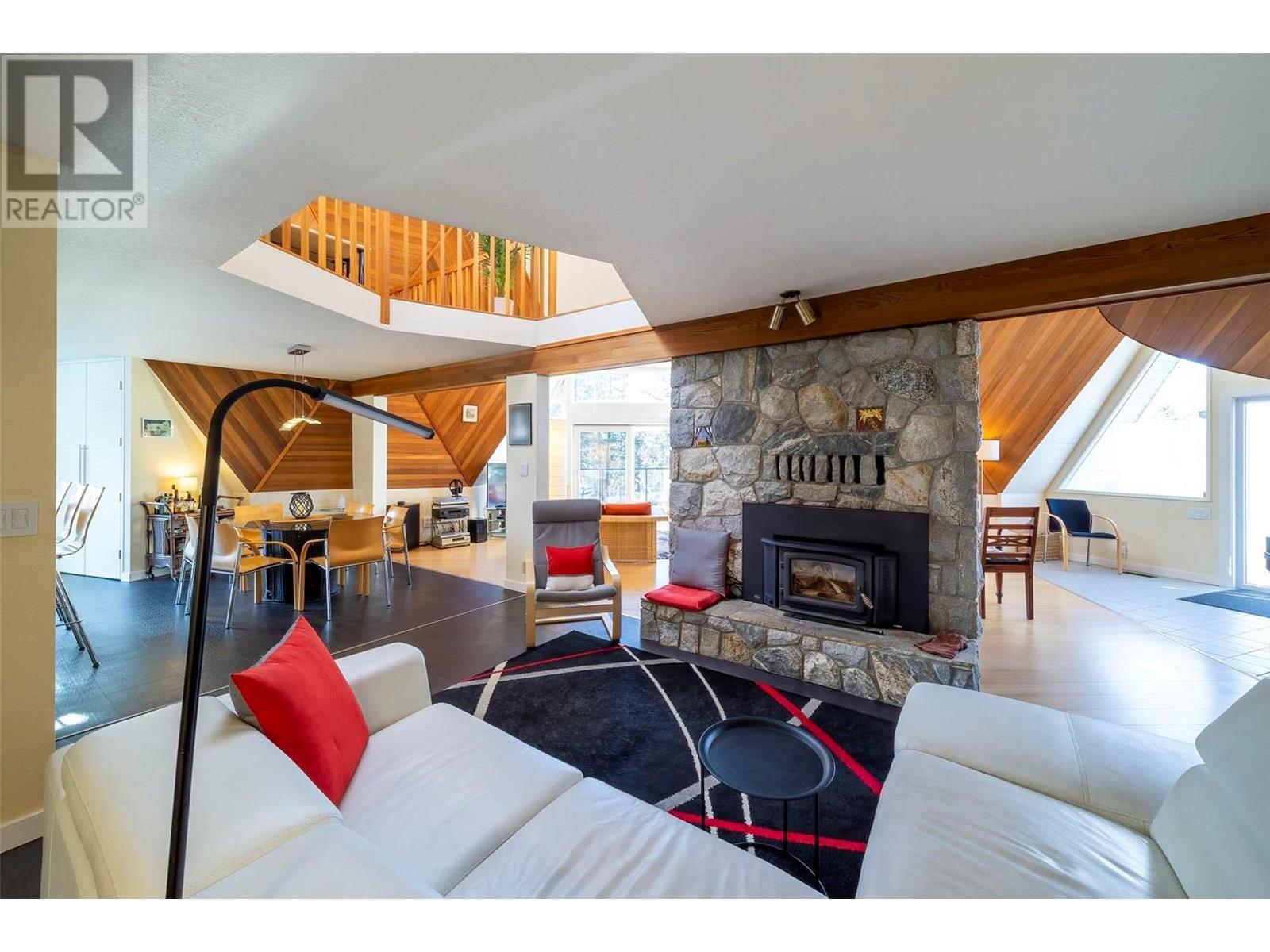  16709 Maki Road, Lake Country