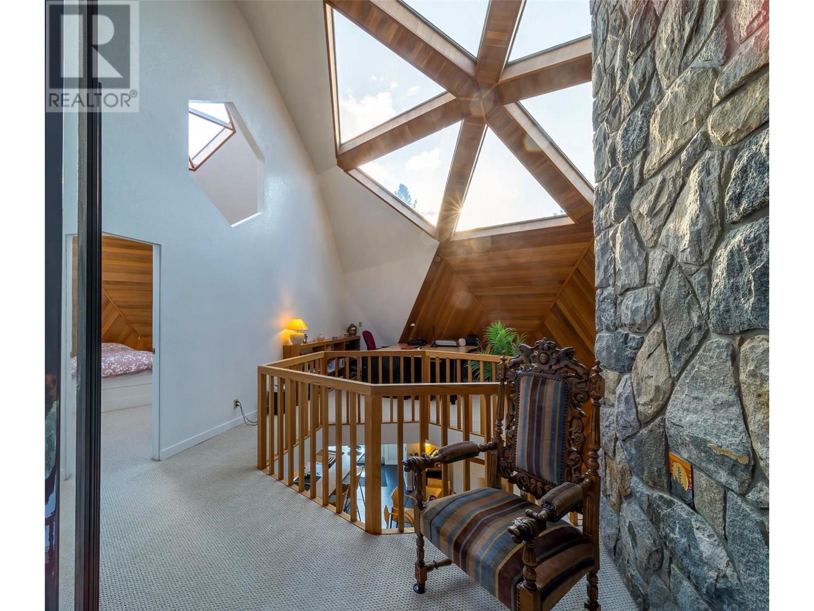  16709 Maki Road, Lake Country