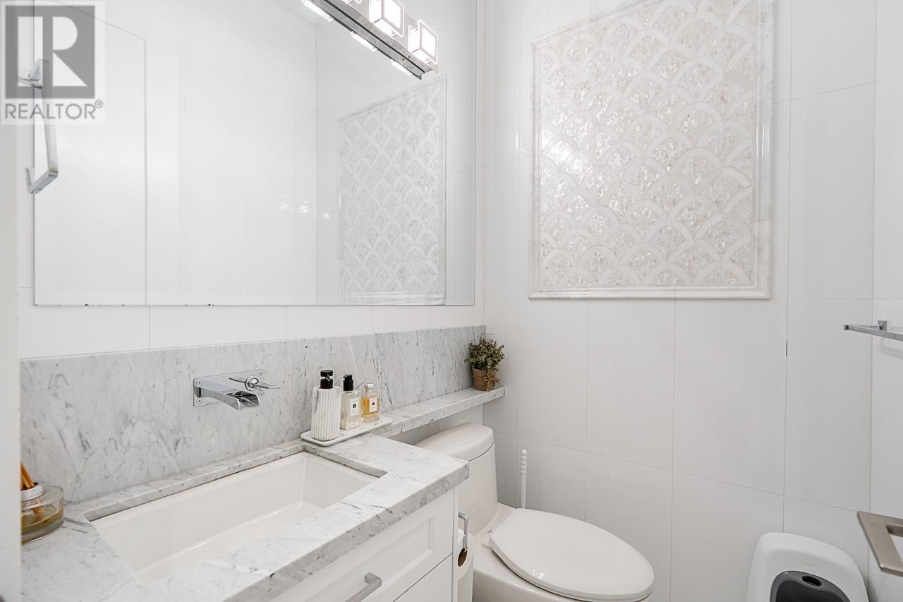 Photo 3 of 10680 Ashcroft Avenue, Richmond BC