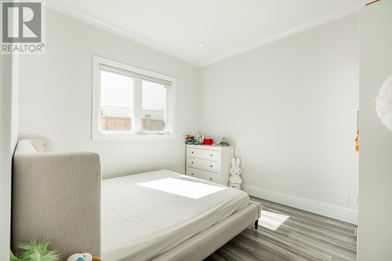 Photo 7 of 10680 Ashcroft Avenue, Richmond BC