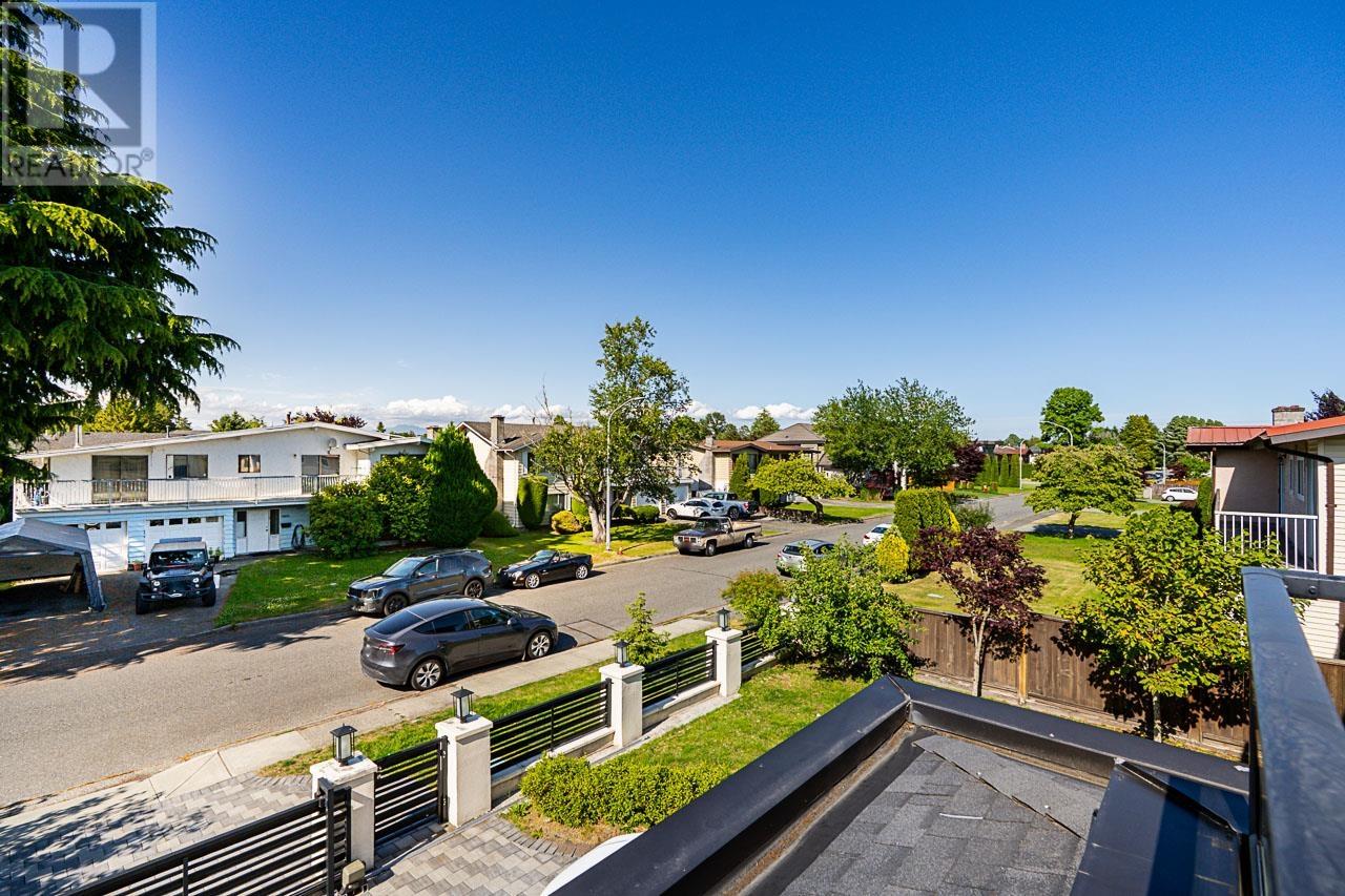 Photo 11 of 10680 Ashcroft Avenue, Richmond BC